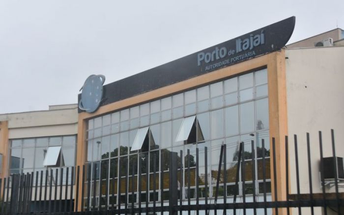 Convênio manteve os 70 cargos efetivos do porto de Itajaí
(Foto: Arquivo)