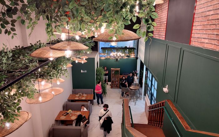 Restaurante Giardino Del Porto tem vista privilegiada para o porto e promete café da manhã, almoço, jantar e espaço para eventos (Foto: Fran Marcon)