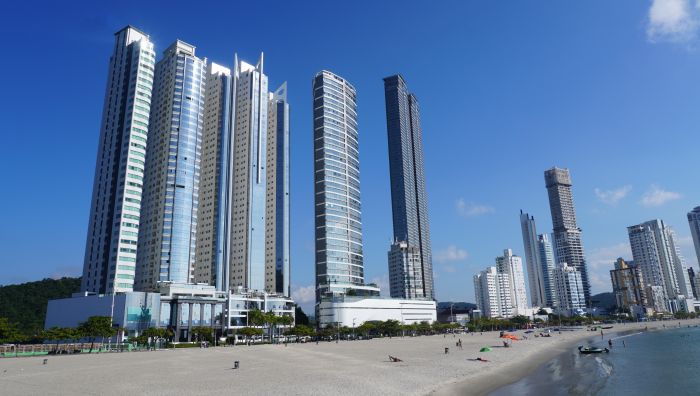 Itajaí e Balneário Camboriú foram os destaques de SC na pesquisa (Foto: João Batista)