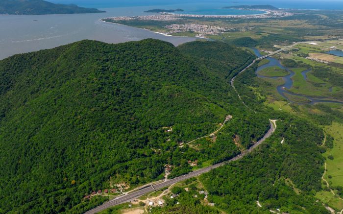 Governador promete acelerar processo pra resolver gargalo na BR 101 (Foto: Jonatã Rocha / Secom)