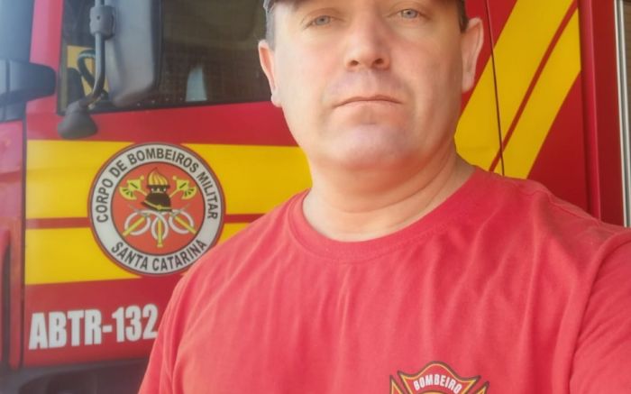 Bombeiro comunitário desde 2016, Floriani enfrenta complicações graves após infecção bacteriana (Foto: Arquivo pessoal/Reprodução)
