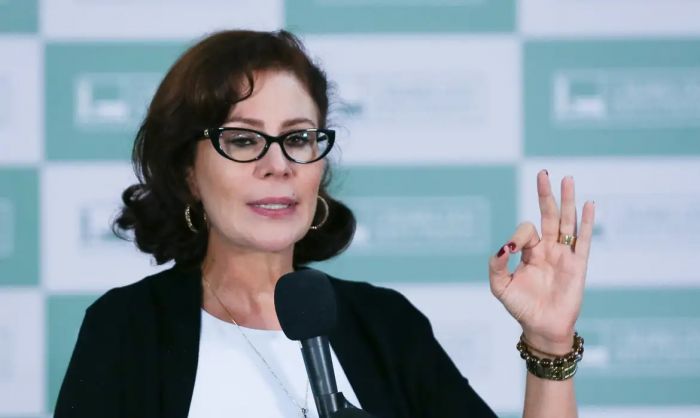 Deputada Carla Zambelli enfrenta duas condenações no STF e pode ser alvo de extradição (Foto: Lula Marques/Agência Brasil)