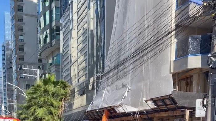 Vítima foi socorrida, mas faleceu no hospital Marieta (Foto: Reprodução Leitor)