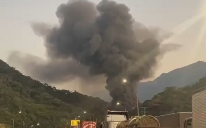 Pistas foram liberadas no final da noite, ainda com lentidão (Foto: Reprodução)