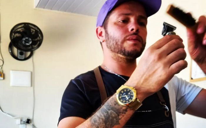 Antes de entrar na área, Rafael trabalhou na agricultura e se define como uma pessoa simples e humilde