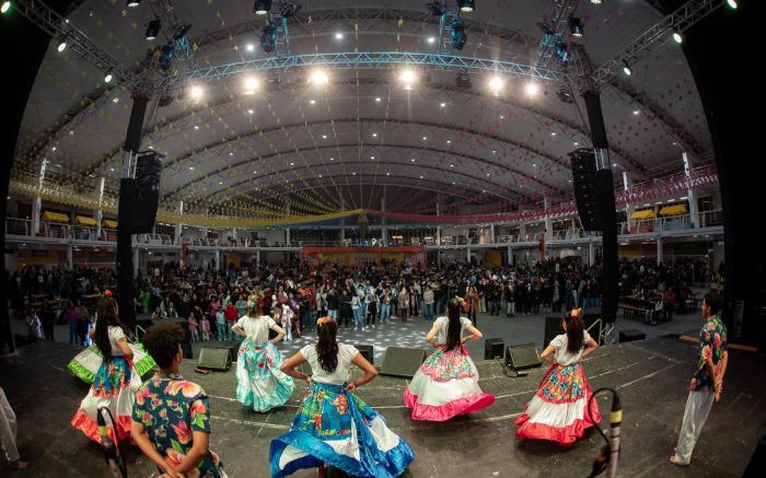 Acarajé, tacacá, forró e piseiro movimentaram o primeiro dia da festa (Foto: Divulgação/PMI)