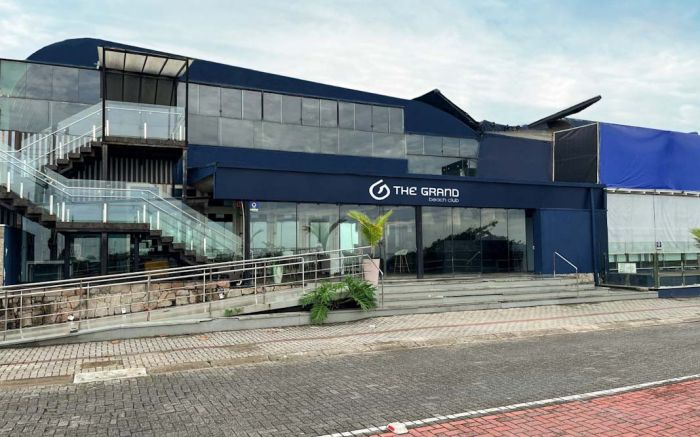 Reabertura acontece às 22h na avenida José Medeiros Vieira (Foto: Divulgação/The Grand)