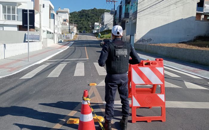 Ruas estão sinalizadas após alterações no trânsito (foto: Leitor)