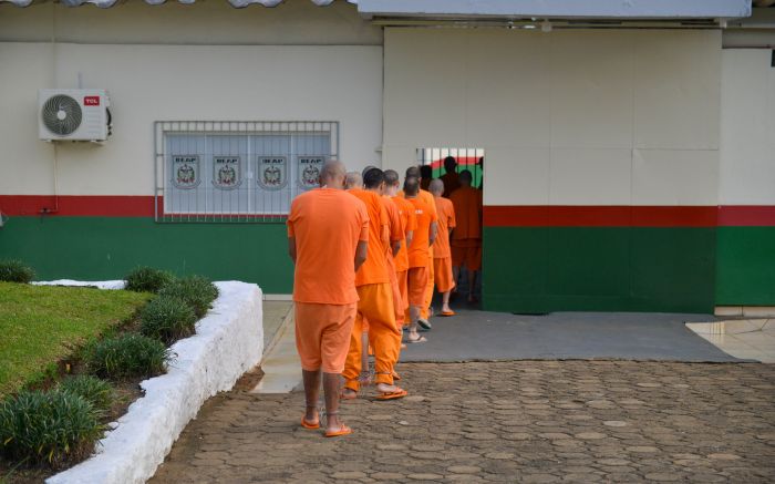 Revisão engloba flagrantes por porte de até 40 gramas de maconha (Foto: Eduardo Valente/GovSC)