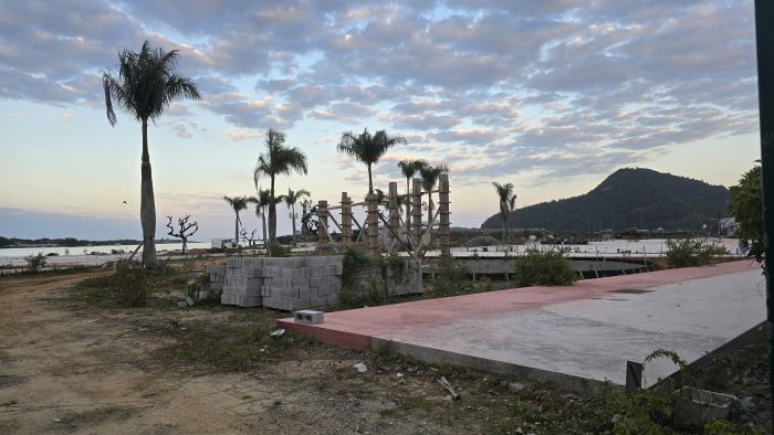 Intervenções incluem melhorias no passeio, banheiros, espelho d’água e área de lazer (Foto: Camila Diel/DIARINHO)