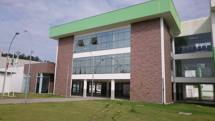 Em emenda parlamentar, a deputada Ana Paula diz que quer melhorar condições para estudantes da região (foto: divulgação