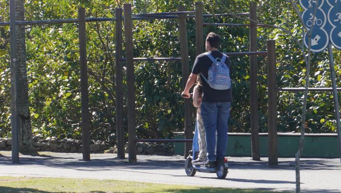 Uso de capacete de ciclismo será obrigatório para bicicletas elétricas e aparelhos como patins e skates elétricos (Foto: João Batista)