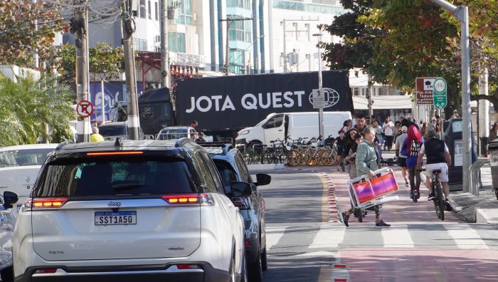 Banda Vintage Cult faz show de abertura a partir das 15h (Foto: João Batista)