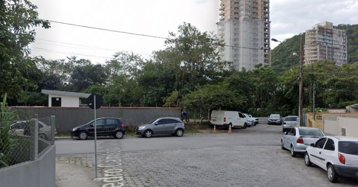 Problema é em terreno perto do ribeirão Schneider (Foto: Reprodução)