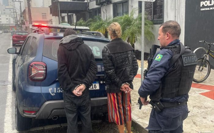 Traficante e comprador foram presos (foto: GMBC)