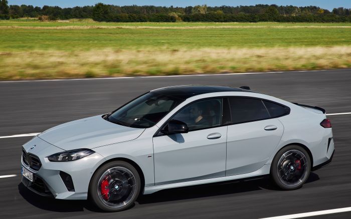 Modelo tem visual ousado, tecnologia de ponta e desempenho de esportivo (Foto: Divulgação)