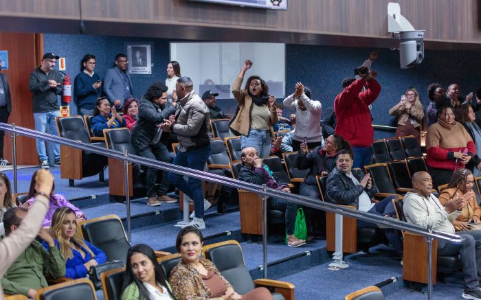 Aprovação foi comemorada pelo movimento negro no plenário (Foto: Davi Spuldaro/CVI)