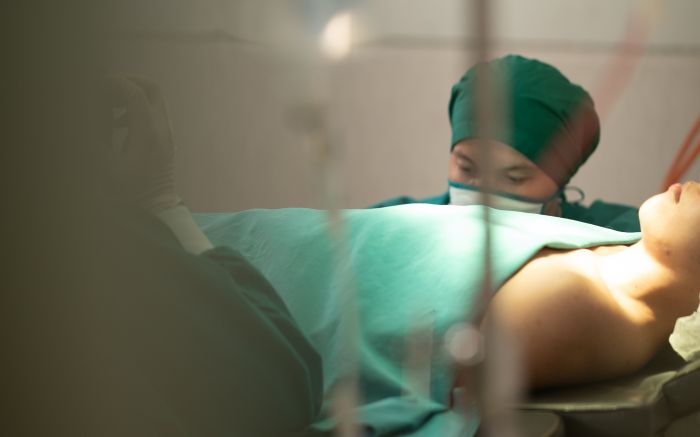 Gestante procurou o hospital com dores e foi mandada embora (Foto: Ilustrativa Envato)