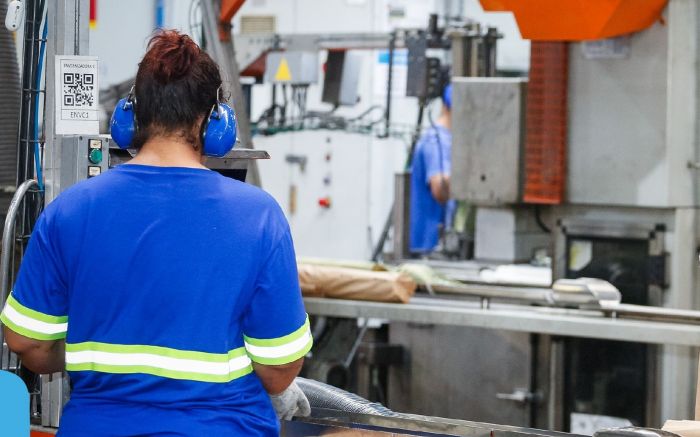 Gestantes devem trabalhar em setores com ruído abaixo de 80 dB (Foto: Arquivo/Divulgação)