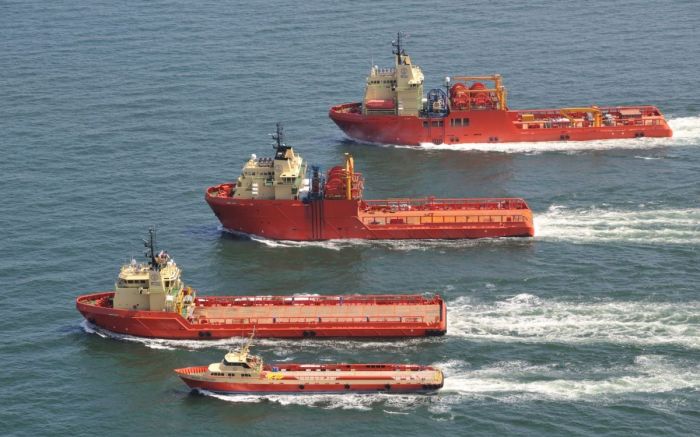 Contratação fará reparos e modernização de navios de apoio à Petrobras (Foto: Bram/Divulgação)