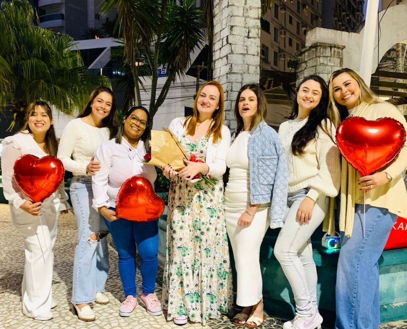 Amigas deixaram surpresa mais inesquecível