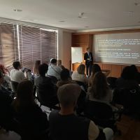 Teoria de Françoise Dolto inspira encontro inédito e gratuito sobre clínica infantil em Itajaí