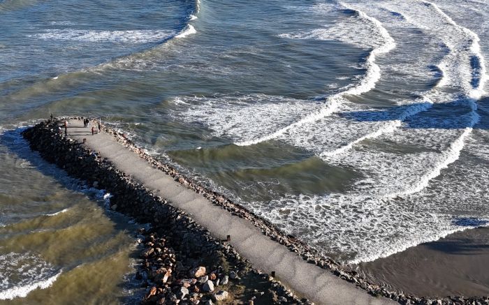 Serviço será tocado por mesma empresa que fez molhe do Pontal Norte de BC (Foto: Arquivo/Felipe Trojan)