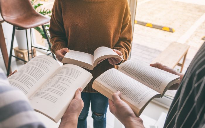 Clube da Leitura será espaço para descobrir novos autores e se reconectar com os livros (Foto: Envato)