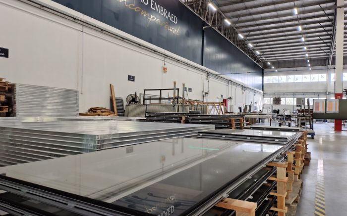 Espaço une tecnologia e acabamento artesanal para os empreendimentos da construtora (Foto: Fran Marcon) 