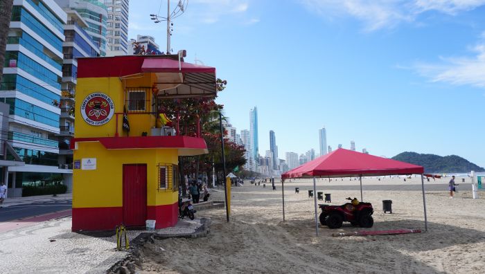 Contêineres serão provisórios até futura construção de novos postos fixos (Foto: João Batista)