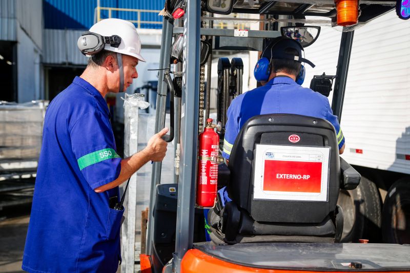 Mais de 100 vagas estão disponíveis para trabalhar em Itajaí