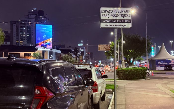 Trabalhadores denunciaram que não poderiam atuar durante a festa (Foto: João Batista)