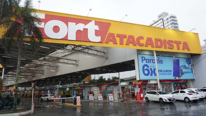 Redes são os maiores supermercadistas de SC e estão no top 10 do Brasil (Foto: João Batista)