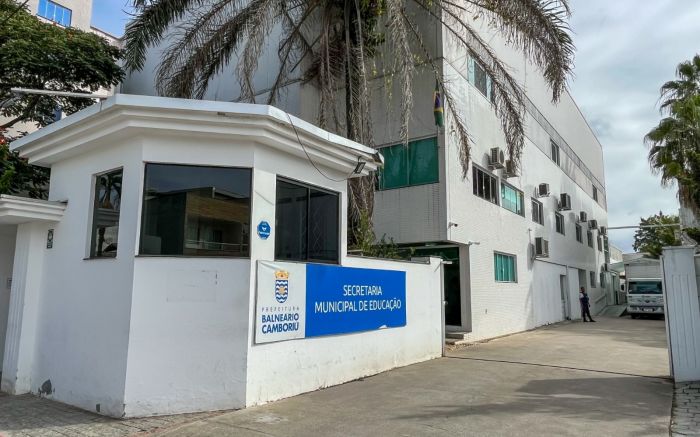 A apresentação dos documentos acontecerá conforme a convocação, em dois locais (Foto: Divulgação PMBC)