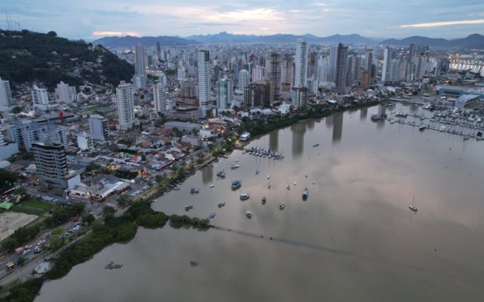 Feirão Emprega+ Itajaí será no sábado, dia 25 de outubro, no Centreventos (Foto: Divulgação Jader Liberal)