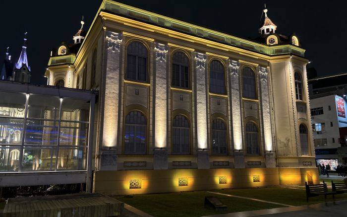 Patrimônio foi valorizado com iluminação cênica no centro da cidade (Foto: Divulgação)
