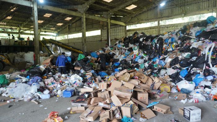 MPT apontou situação precária da cooperativa por culpa da prefeitura (Foto: João Batista) Decisão quer contrato entre município e a Cooperfoz (Foto: João Batista)