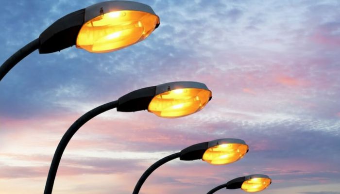 Legenda: Valores acima do mercado e pagamento por equipe inativa, prejuízo estimado em R$ 2,9 milhões (Foto: Envato)