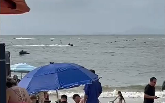 Marinha também bateu na praia após denúncias de jets em área de banhistas (Foto: Reprodução)