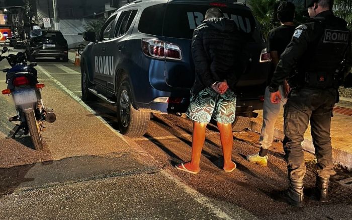 O trio foi detido e o Conselho Tutelar acionado (Foto: Divulgação/GMBC)