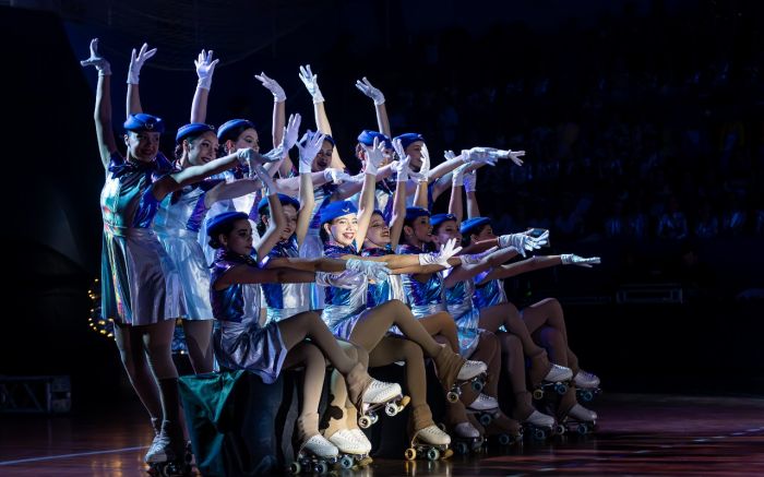 Projeto atende 370 alunos e colocou 230 no espetáculo (Foto: Divulgação)
