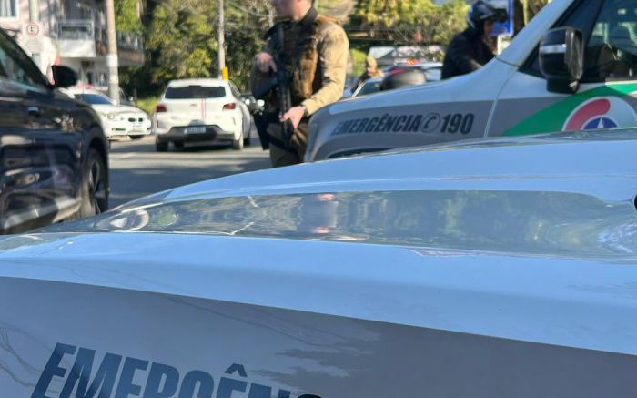 Mais gente fardada chega pra dar conta do aumento de turistas na temporada (Foto: PM/Divulgação)