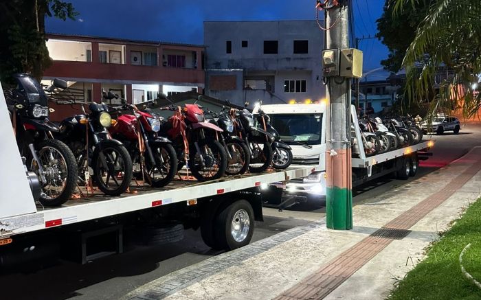 Outras 57 motos foram autuadas (Foto: Divulgação/PMSC)