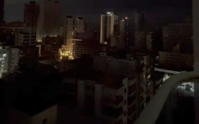Parte das casas só viu luz perto das 5h desta sexta (Foto: Reprodução)
