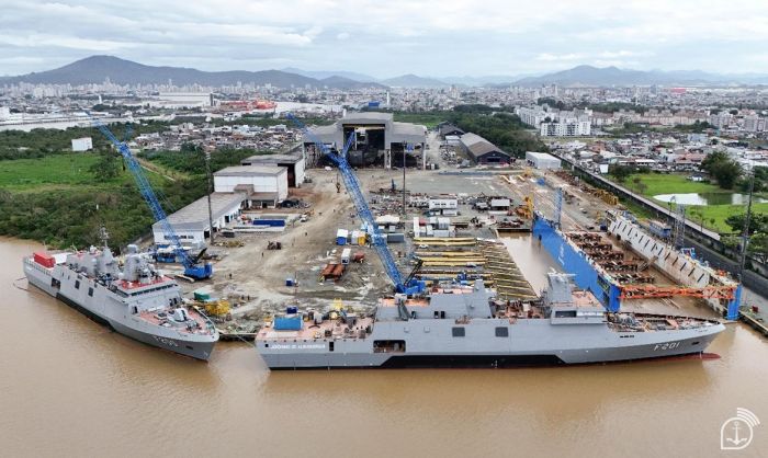 Estaleiro atinga auge da produção com quatro navios (Foto: Divulgação/Marinha do Brasil)
