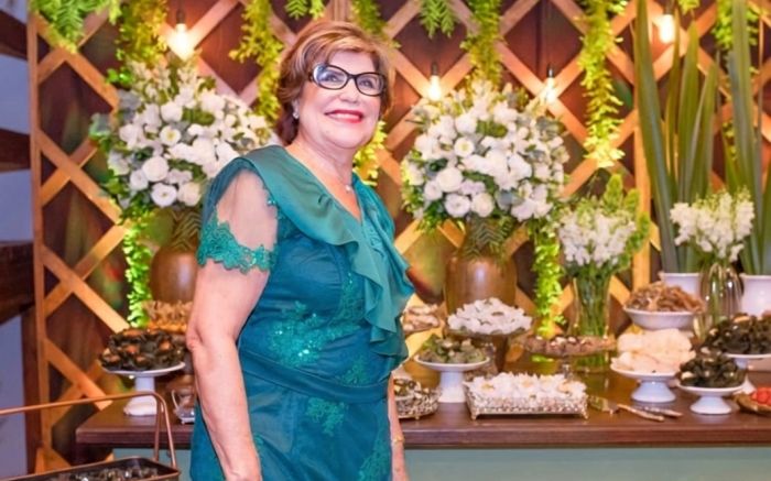 Nair, que chegou aos 80 anos, também participou da formação de cabeleireiros, manicures e pedicures (Fotos Redes Sociais / Divulgação)