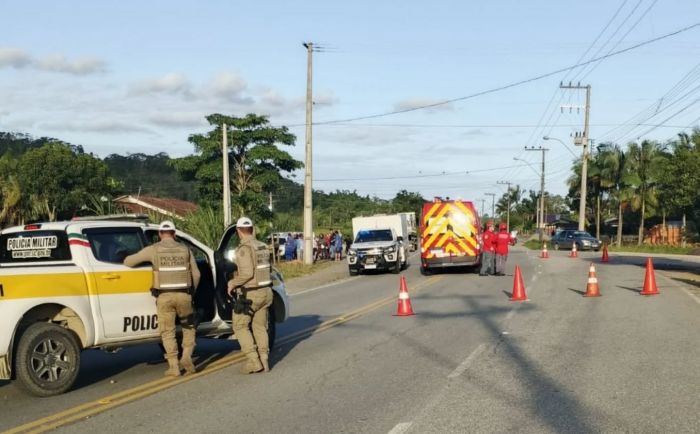 Moradores pedem providências contra o excesso de velocidade na rodovia Saul Silva (Fotos: Divulgação Bombeiros Voluntários)