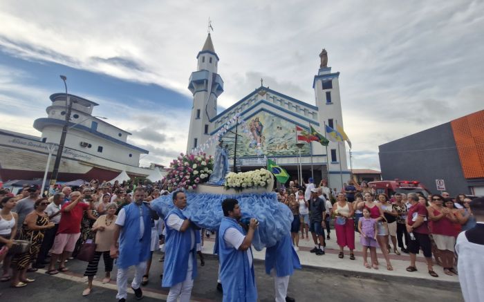 Programação tem procissões terrestre e de barco pelo rio Itajaí-açu (Foto: Arquivo)