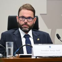 TSE rejeita cassação do senador Jorge Seif