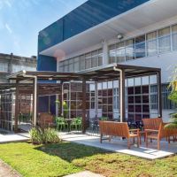 “Olhares, Recortes” transforma a Galeria Univali em um espaço de pausa e sensibilidade